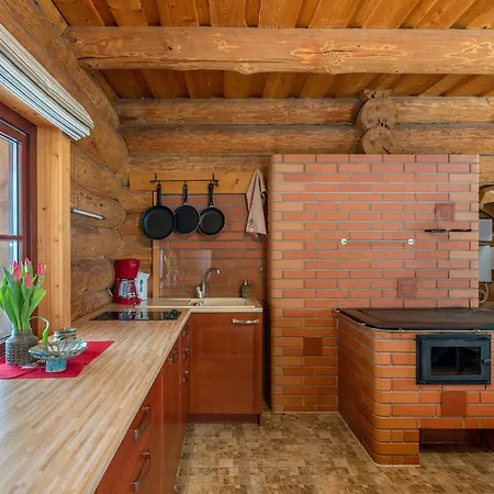 Rosenhausen Puhkemajad Tatil Evi *