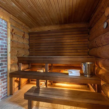 Rosenhausen Puhkemajad Tatil Evi *
