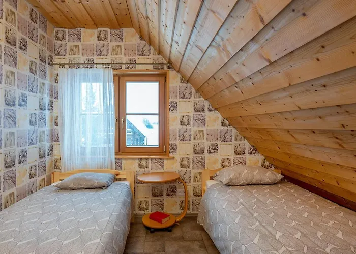 Rosenhausen Puhkemajad Puugi